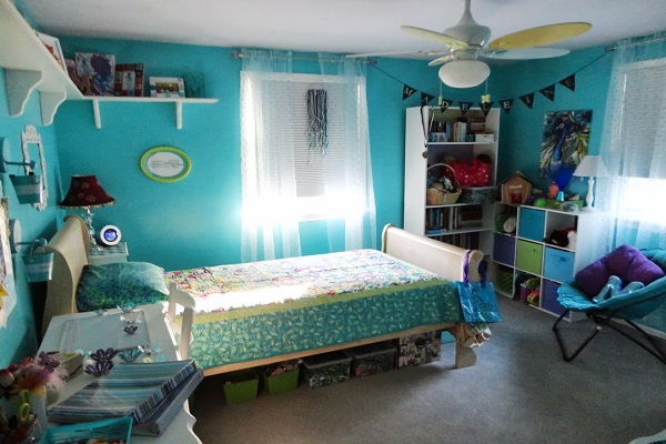 Keep your room neat and tidy and it will be easier to find things.